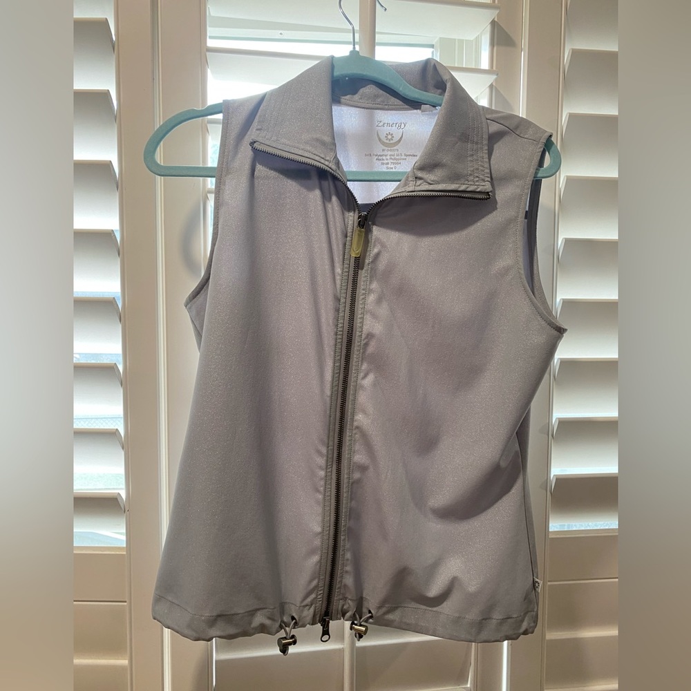 Zenergy by Chico’s size 0 - metallic gray